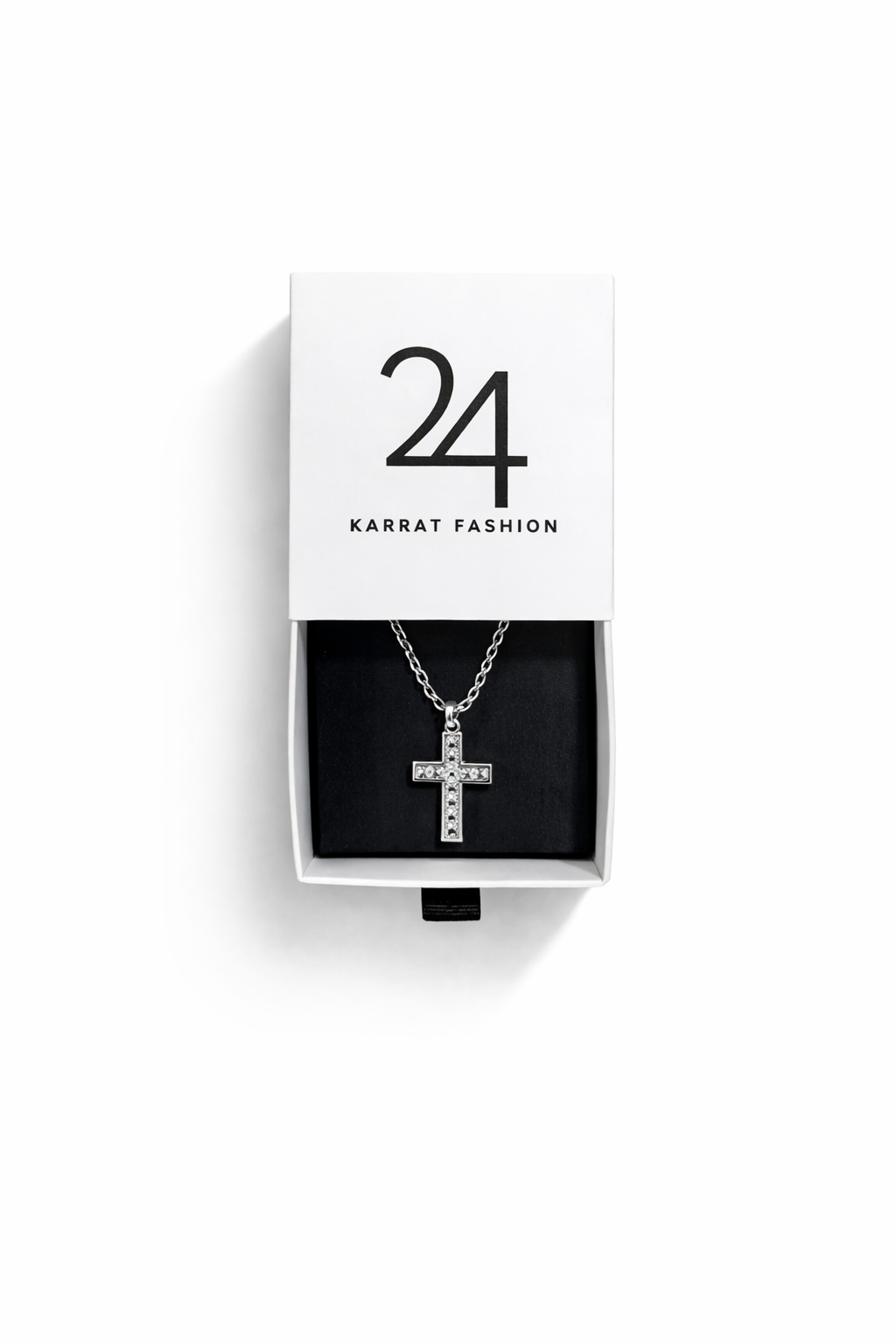 The Slim Bezel Cross Pendant Rope Chain